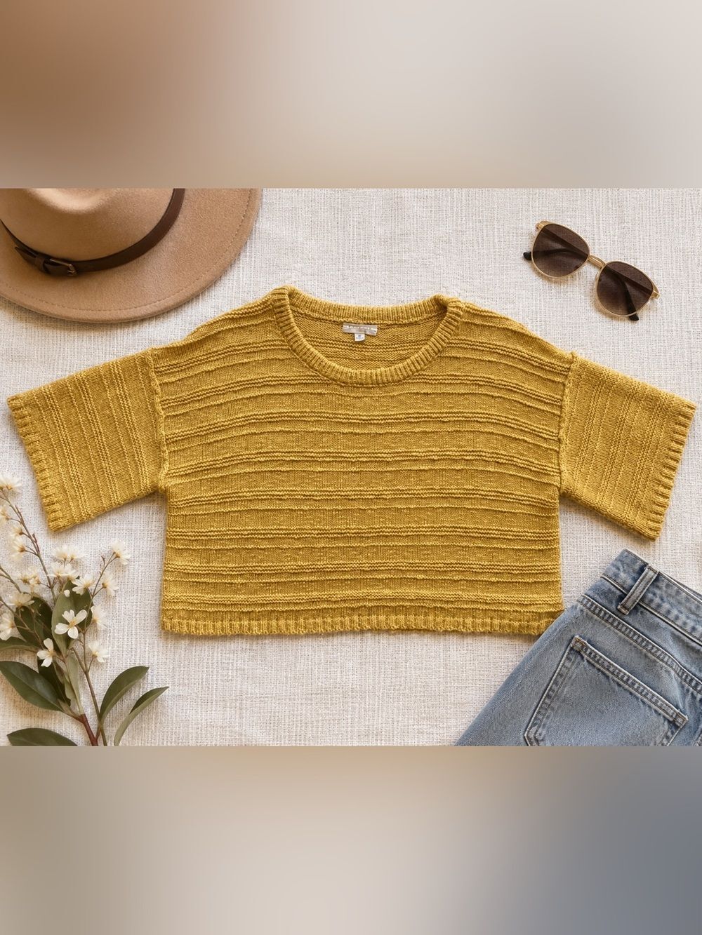 Promesa Mustard Yellow Textured Knit Short Sleeve Sweater Size S